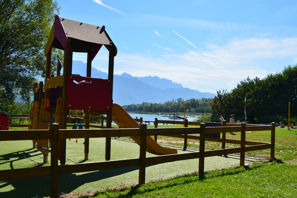 slide-600x400